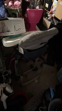 Graco highchair / booster seat / chair 3-1