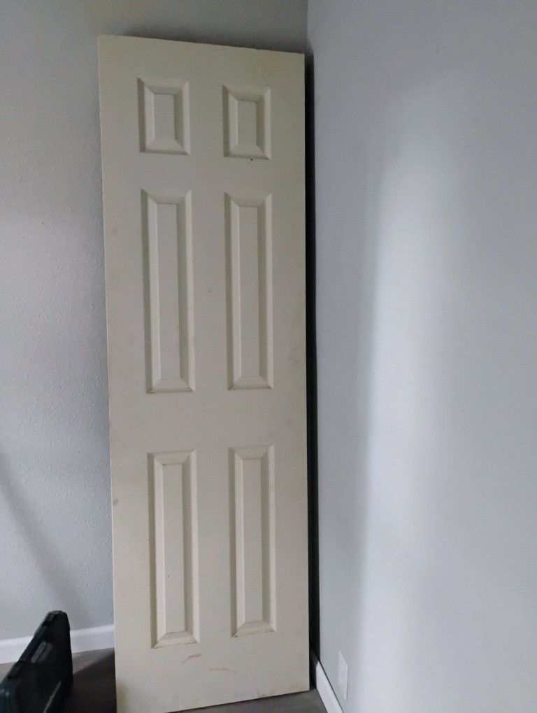 24 Inch Door