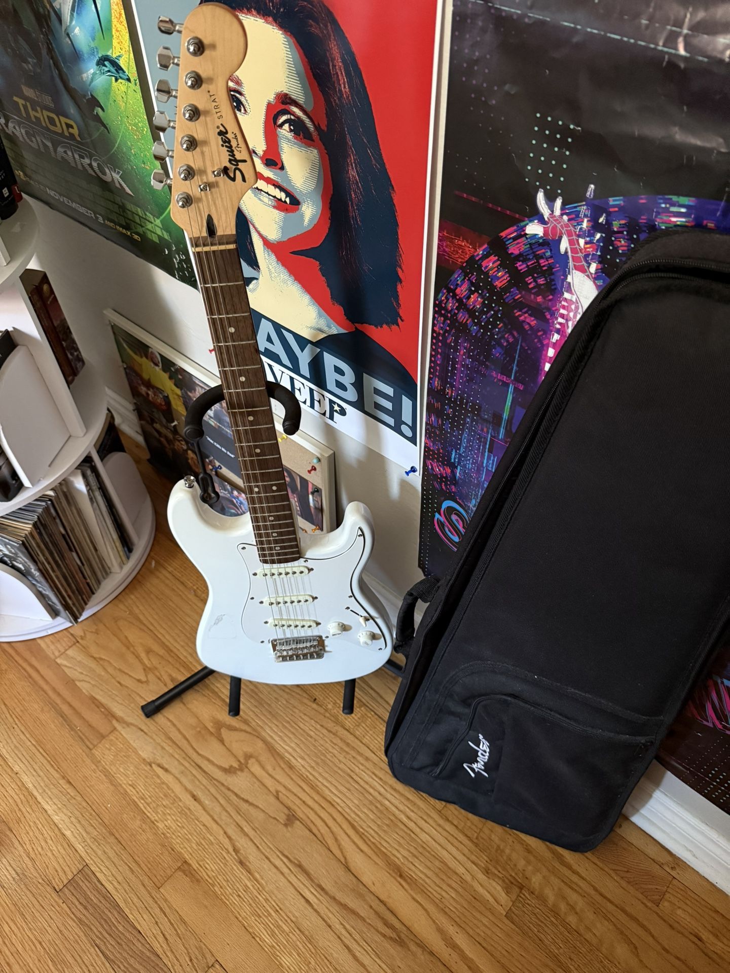 Fender White Electric Guitar(guitar, Stand, And Case)
