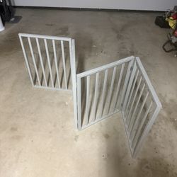 Wooden Folding Gate