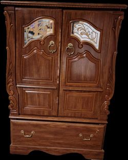  Dresser 