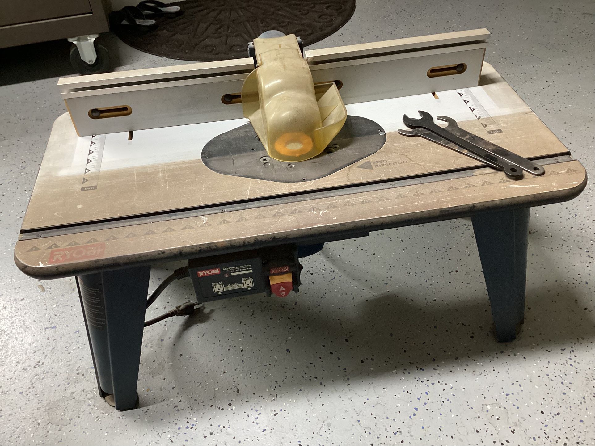 Ryobi Router 2Hp And Table