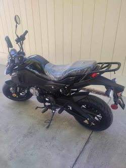 Honda grom rep 2025 manual gears 2 seater TAKE IN IN PAYMENTS 0 DOWN NO CREDIT NEED IT