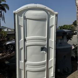 Porta Potty 