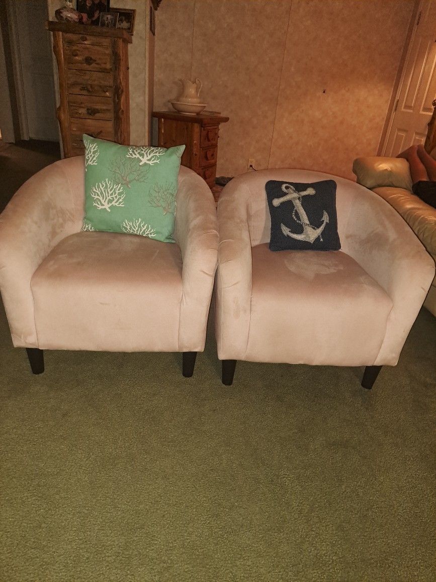 2 Pink Sofa Chairs