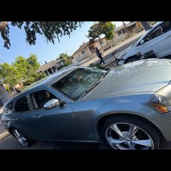 2006 Dodge Magnum SE sport