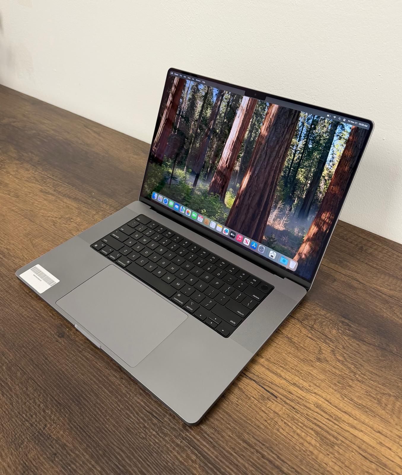 MacBook Pro 16 Inch M1 Pro 1TB SSD