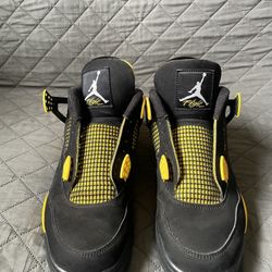 Jordan 4 Thunder Size 11
