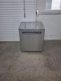 Delfield Cooler 27"W Stainless Steel Undercounter Refrigerator Fridge