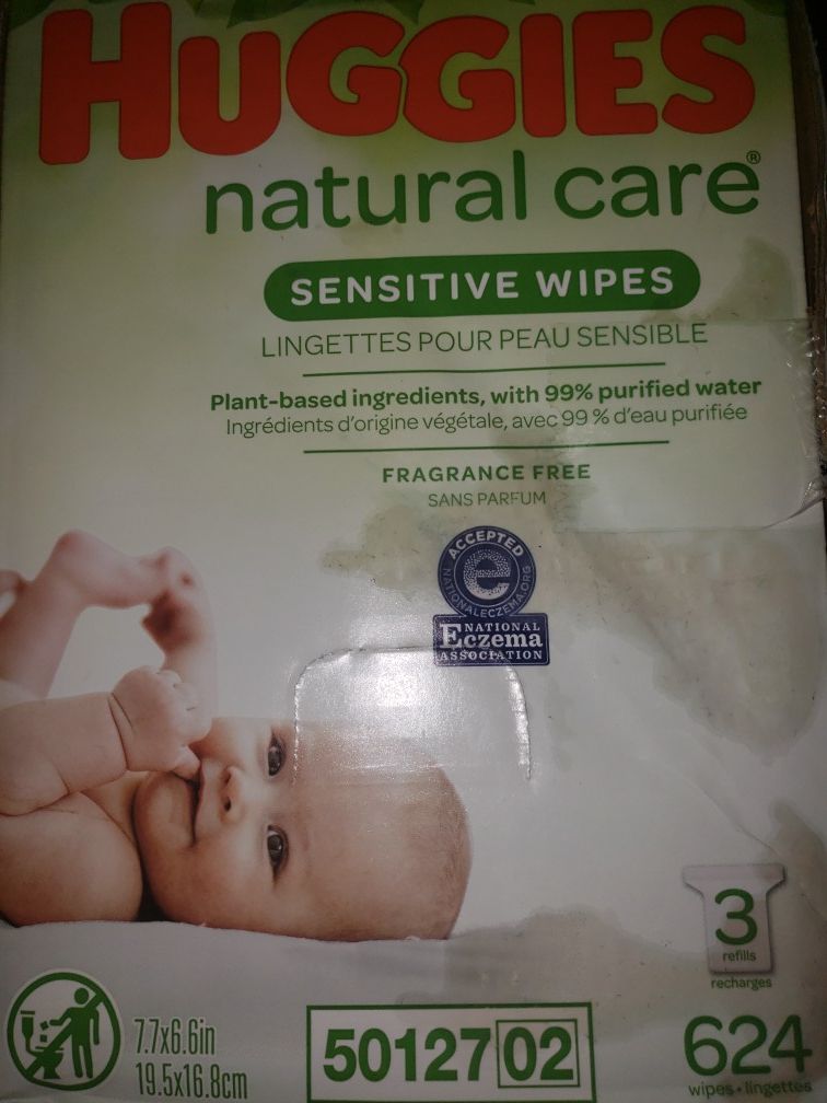 Huggies Sensitive wipes