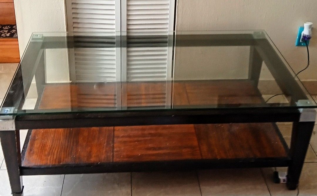 Coffee Table (FREE)