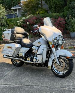 Extremely Clean 2004 Harley-Davidson Ultra Classic Electra Glide