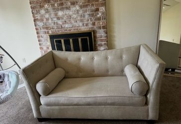 Sofa{READ DESCRIPTION}