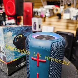 Portable Bluetooth Speaker ❗️ Karaoke ❗️Amazing Bass - Nuevas en Caja - Loud Bass