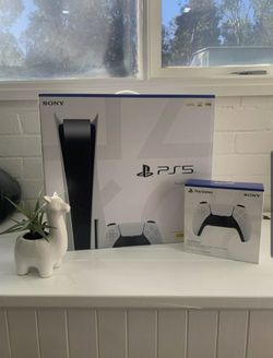 PlayStation 5 - Disc Console with Extra Control - PS5