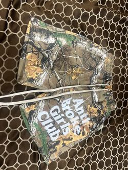 Anti Broke Girls Club Size Medium (cotton)