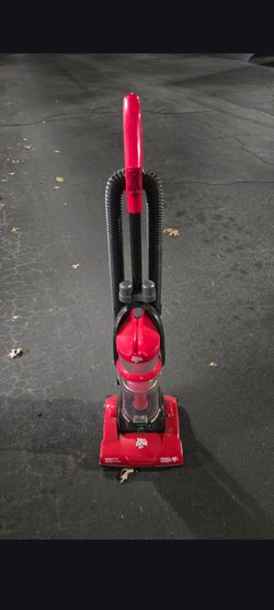 Dirt Devil Easy Lite Cyclonic Quick Vacuum
