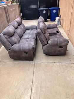 Couch set