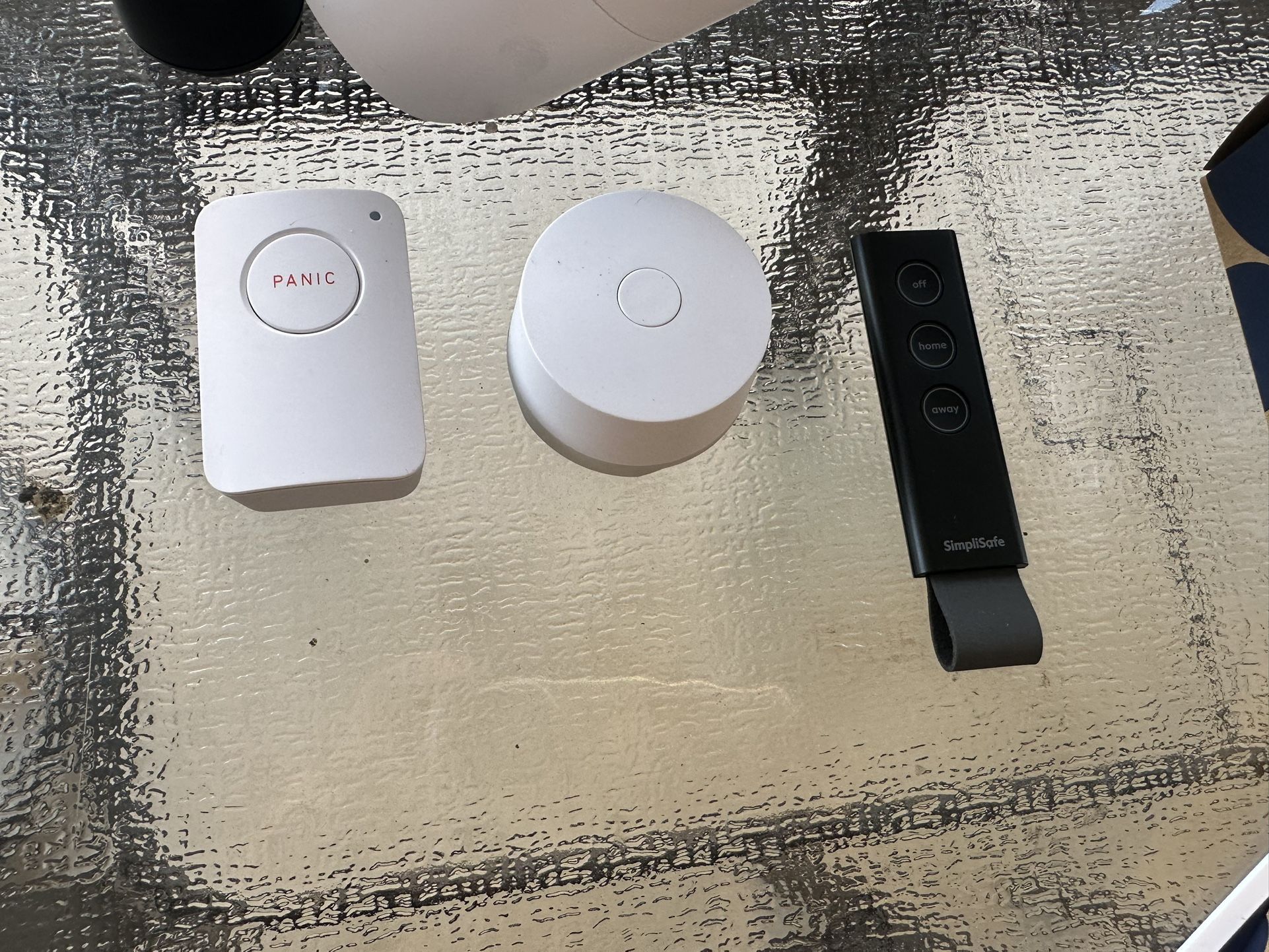 SimpliSafe Alarm System Panic Alarm, Water Sensor and Key Fob 