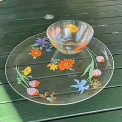 Vintage Arcoroc France fleur petal floral glass chip & dip bowl & plate set