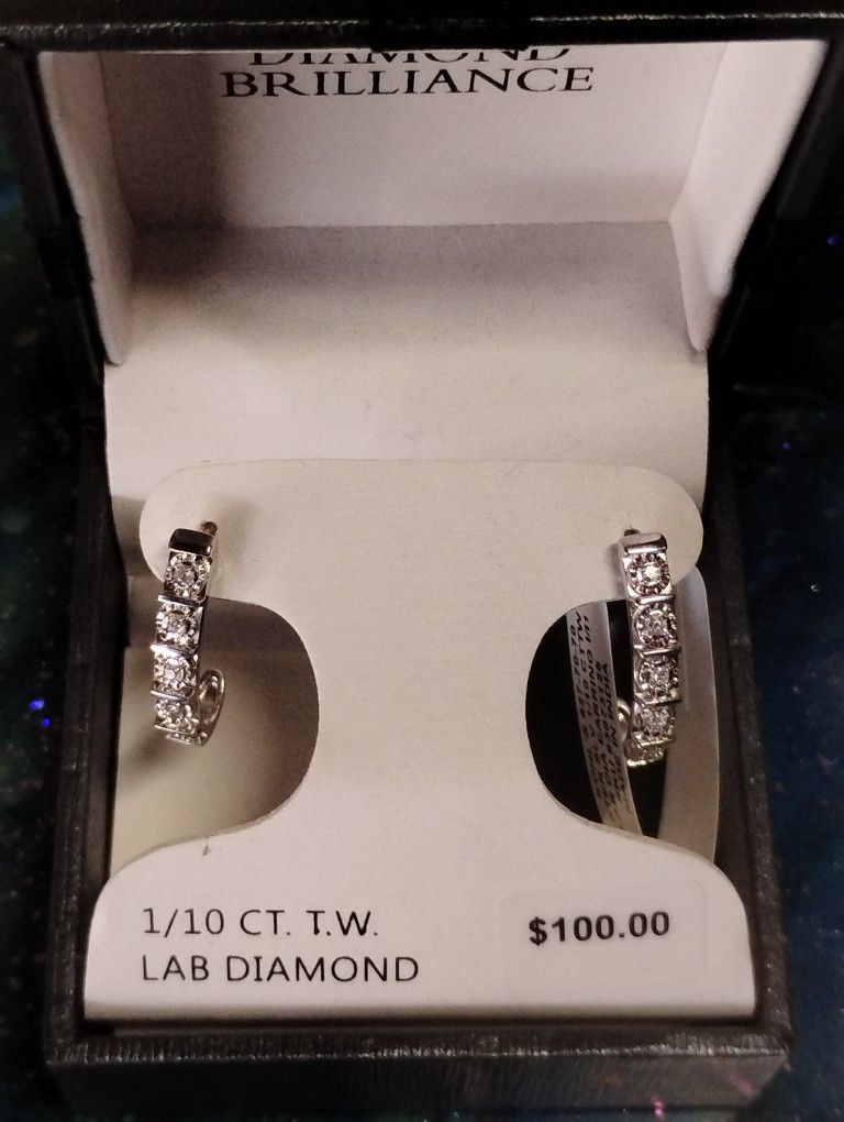 Silver Diamond Earrings 
