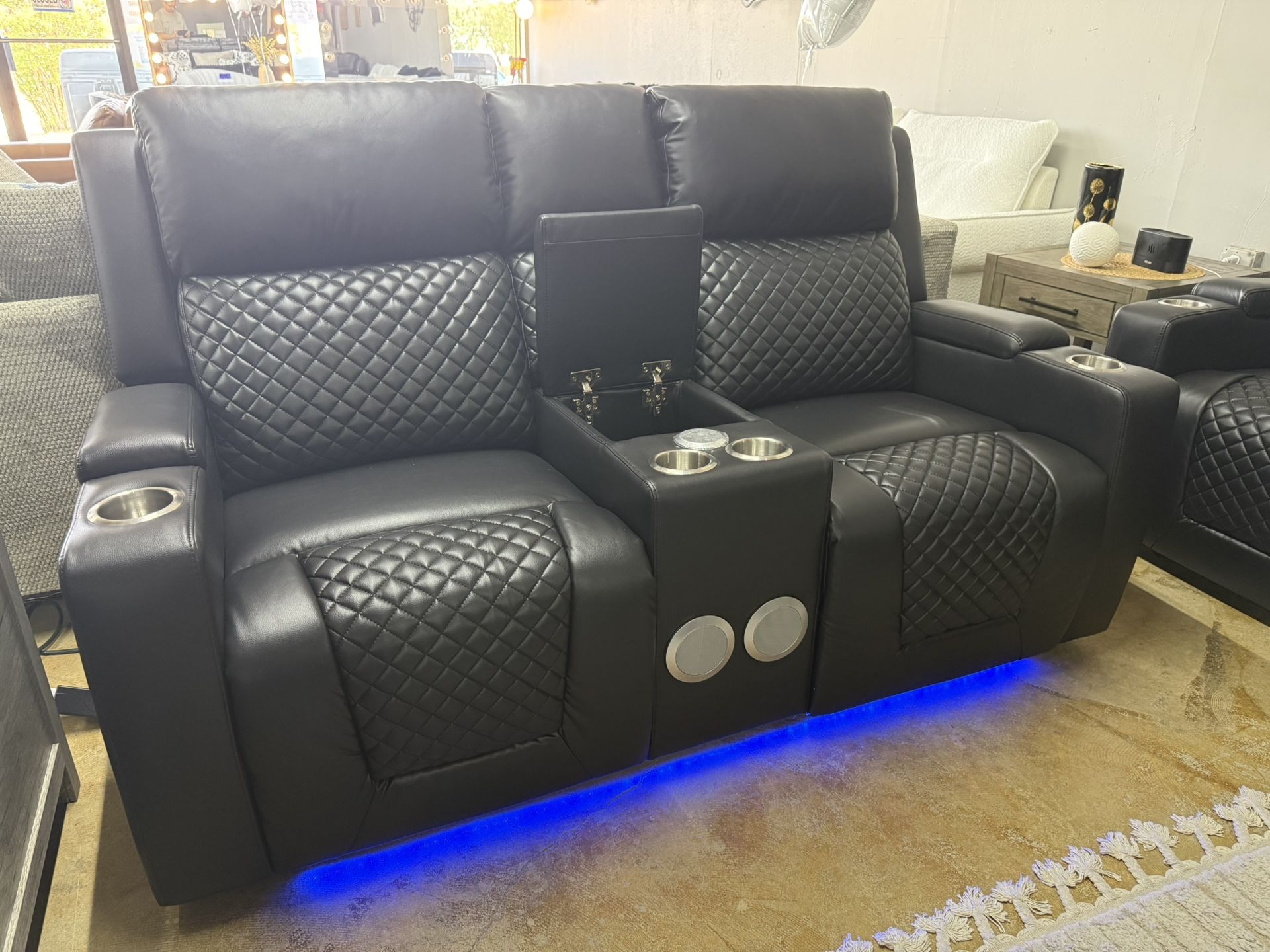 Black Leather Recliners 2 Pieces