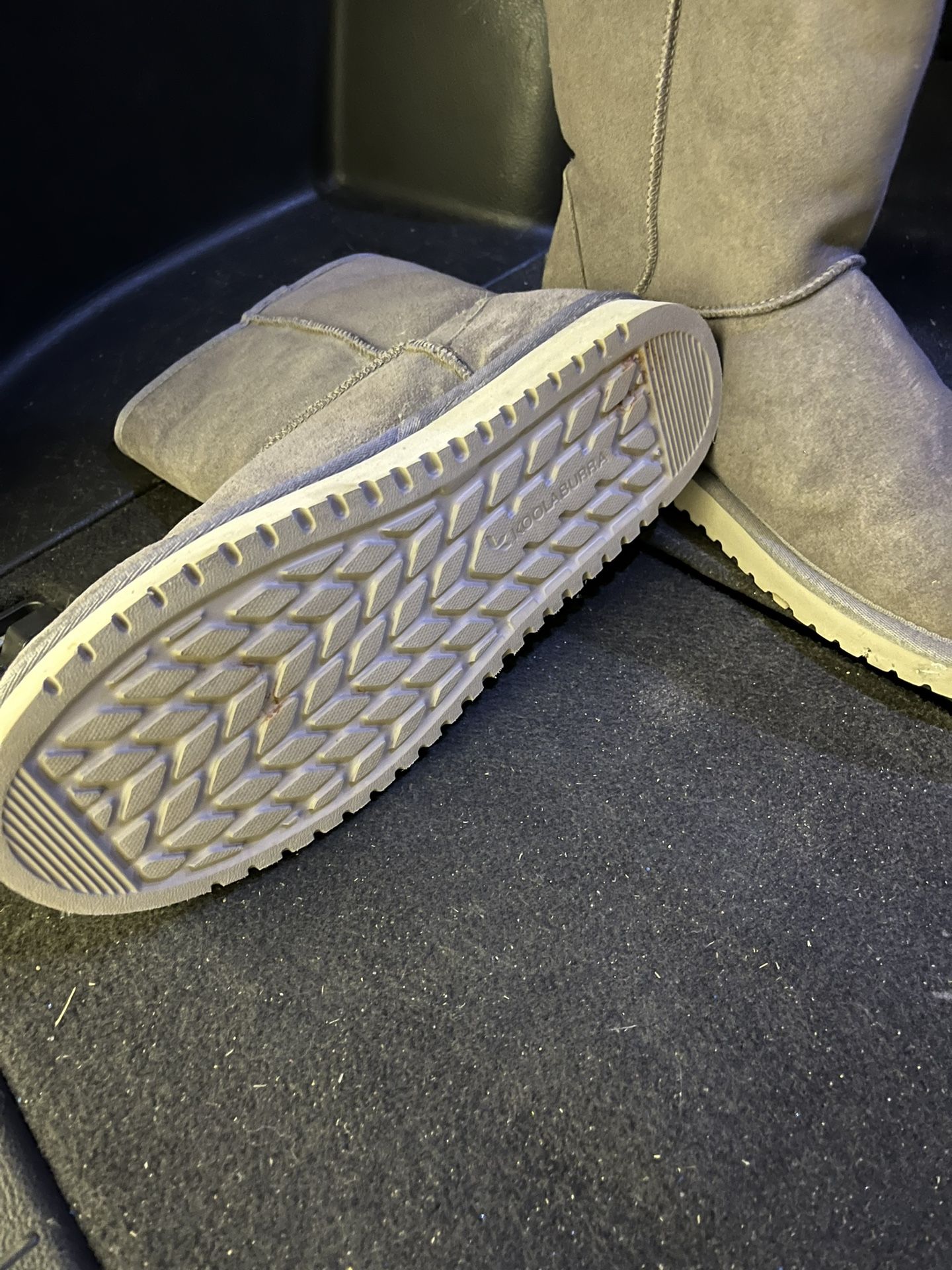 Women Size 10 UGG Boots