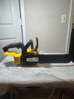 DeWalt Cordless Chainsaw 12 inch chainsaw tool only