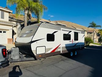 Starcraft AR-ONE MAXX Travel Trailer