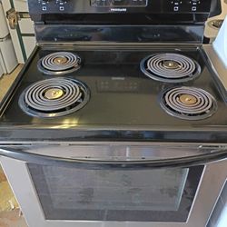 Frigidaire Stove