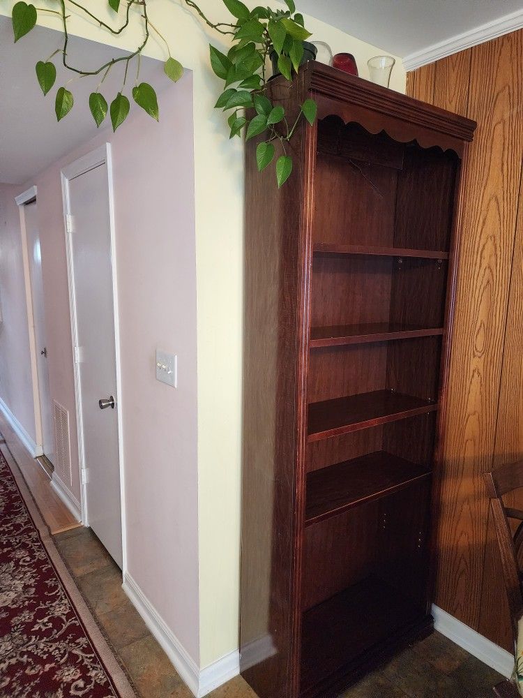 Bookshelf