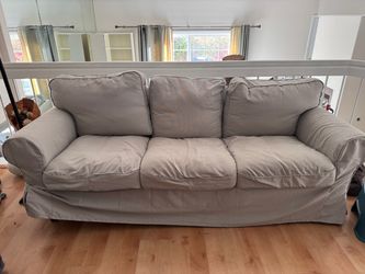 IKEA UPPLAND Sofa (broken leg)