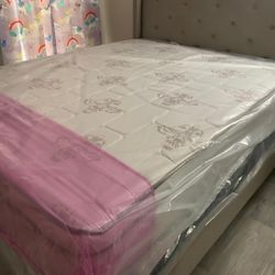 New Queen Mattress And Box Spring 2pc Bed Frame Is Not Included 