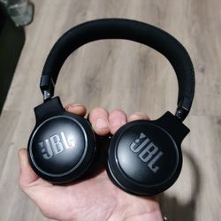JBL460NC Bluetooth Wireless Headphones