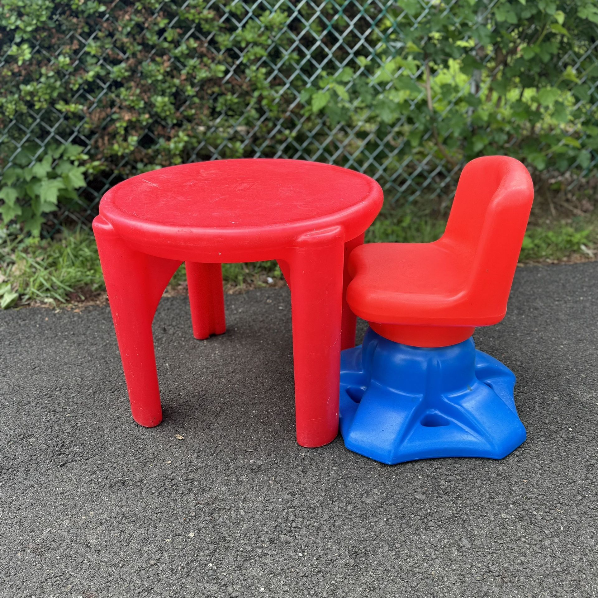 Little Tikes Table & Chair