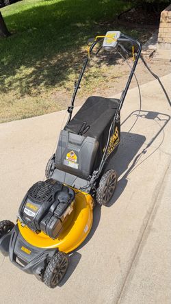 DeWalt 21-Inch Rear-Wheel-Drive Lawn Mower 2024