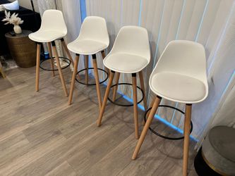 4 White Barstools(Seat H28")