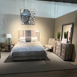 Grey 4pc Queen Bedroom Set 