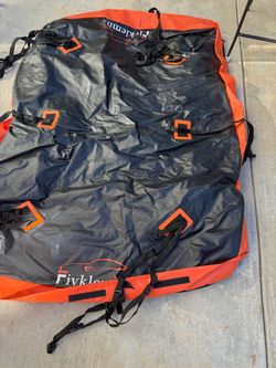 Roof top cargo carrier