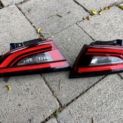 PAR DE LUCES TRASERAS  HONDA 2019