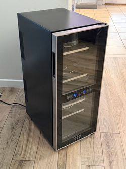 Whynter 24 Bottle Dual Zone Wine Cooler WC-241DS