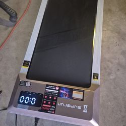 Situation Superun Treadmill - Under Desk -Like New