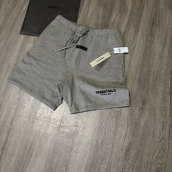Essential Shorts 