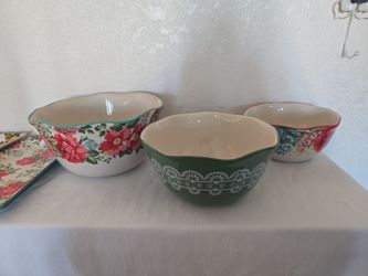 Pioneer Woman Ceramic Serving Bowls