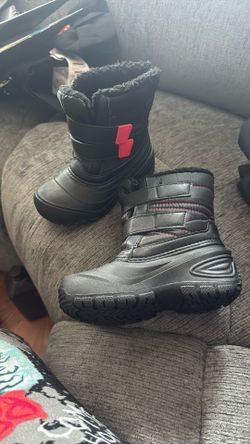 wonder nation snow boots