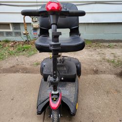 GOGO ELITE TRAVELLER 3WHEEL MOBILITY SCOOTER