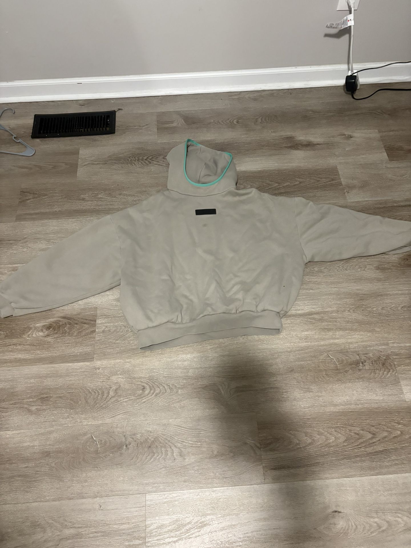 Essentials hoodie seal