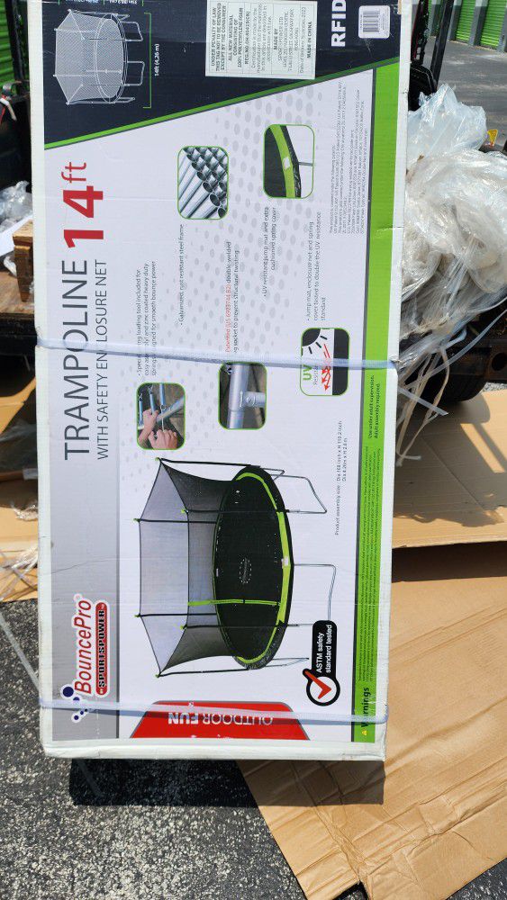 New Sealed 14 Ft Enclosed Trampoline Kit $125 Each Firm!! Kendall Lakes Pickup Only
