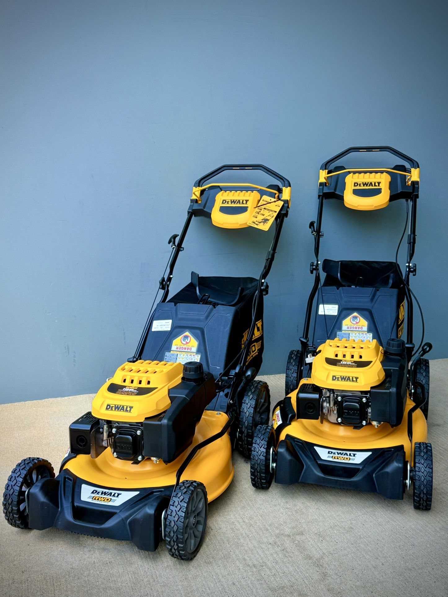 Brand new Dewalt 21 in. 196cc E-GOV Engine 3-in-1 Gas RWD Self-Propelled Lawn Mower with High Rear Wheels