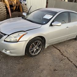 2012 Nissan Altima - Parts Only #YA6